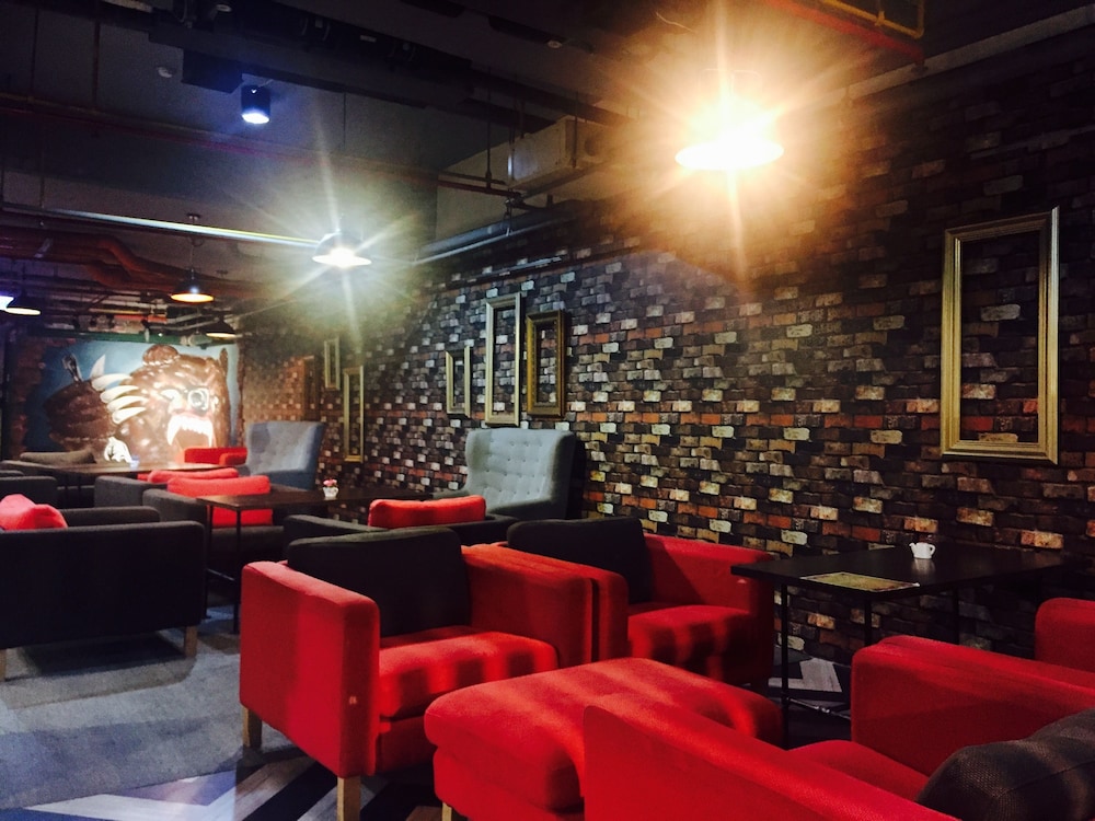 Bear Hotel 27/41