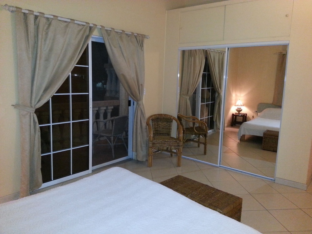 Le Chateau Ocean Villas 9/48