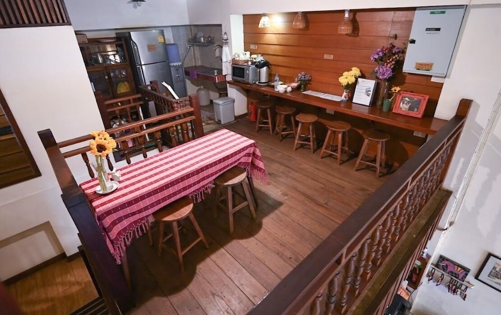 Rustic Guesthouse 39/50