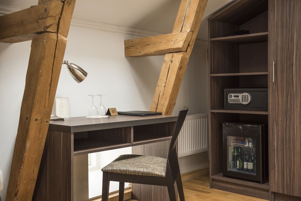 Donners Hotell 24/25