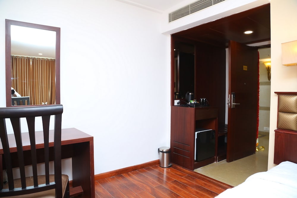 Raaj Bhaavan Clarks Inn Chennai 24/28