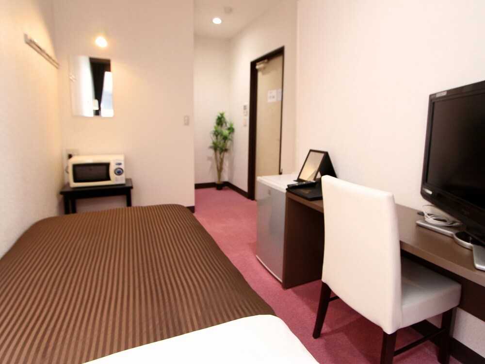 Hotel Livemax Budget Kita-fuchu 45/56