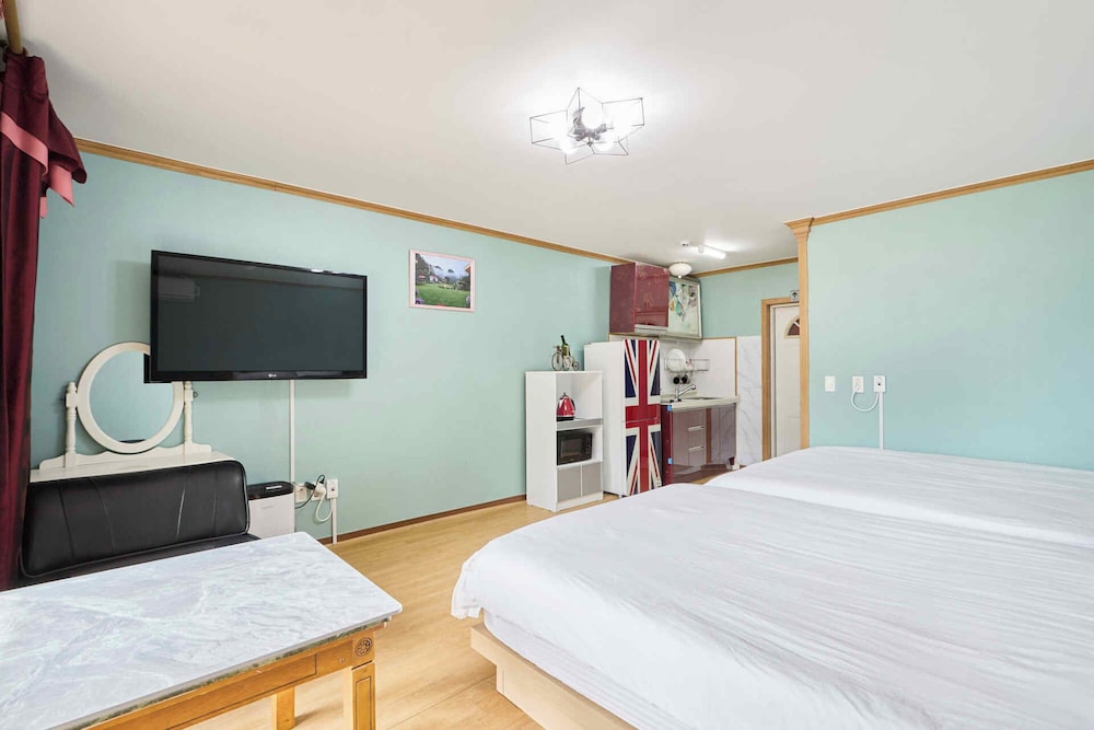 غرفة سوبيريور بسريرين كوين، Heidi Pension G House 9/10
