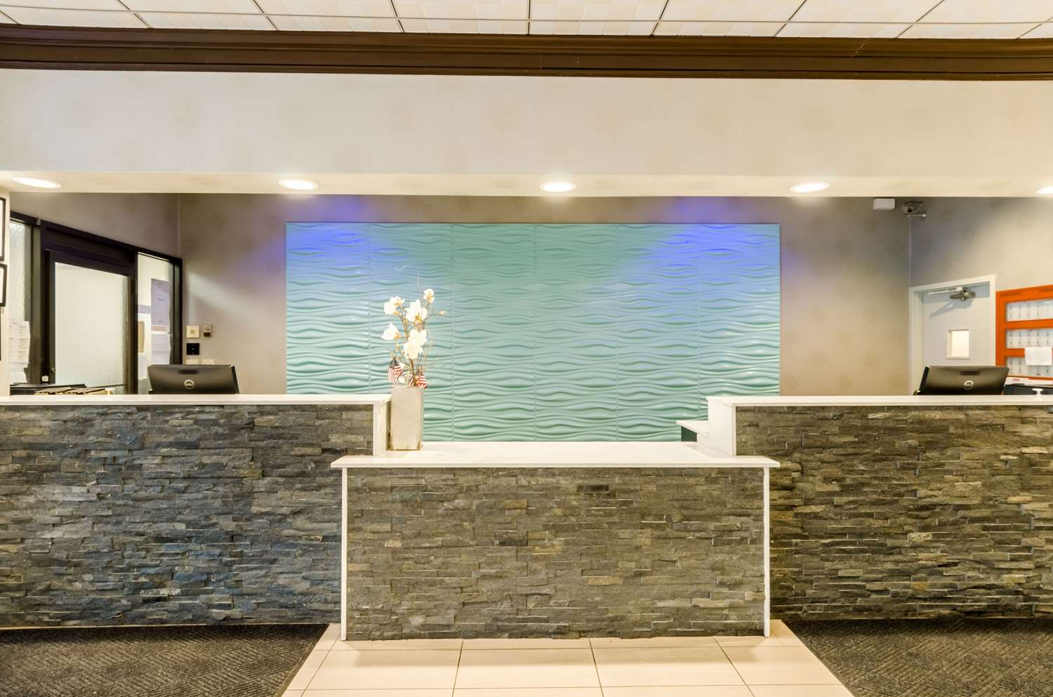 Blue A Modern Hotel, an Ascend Collection Hotel 26/26