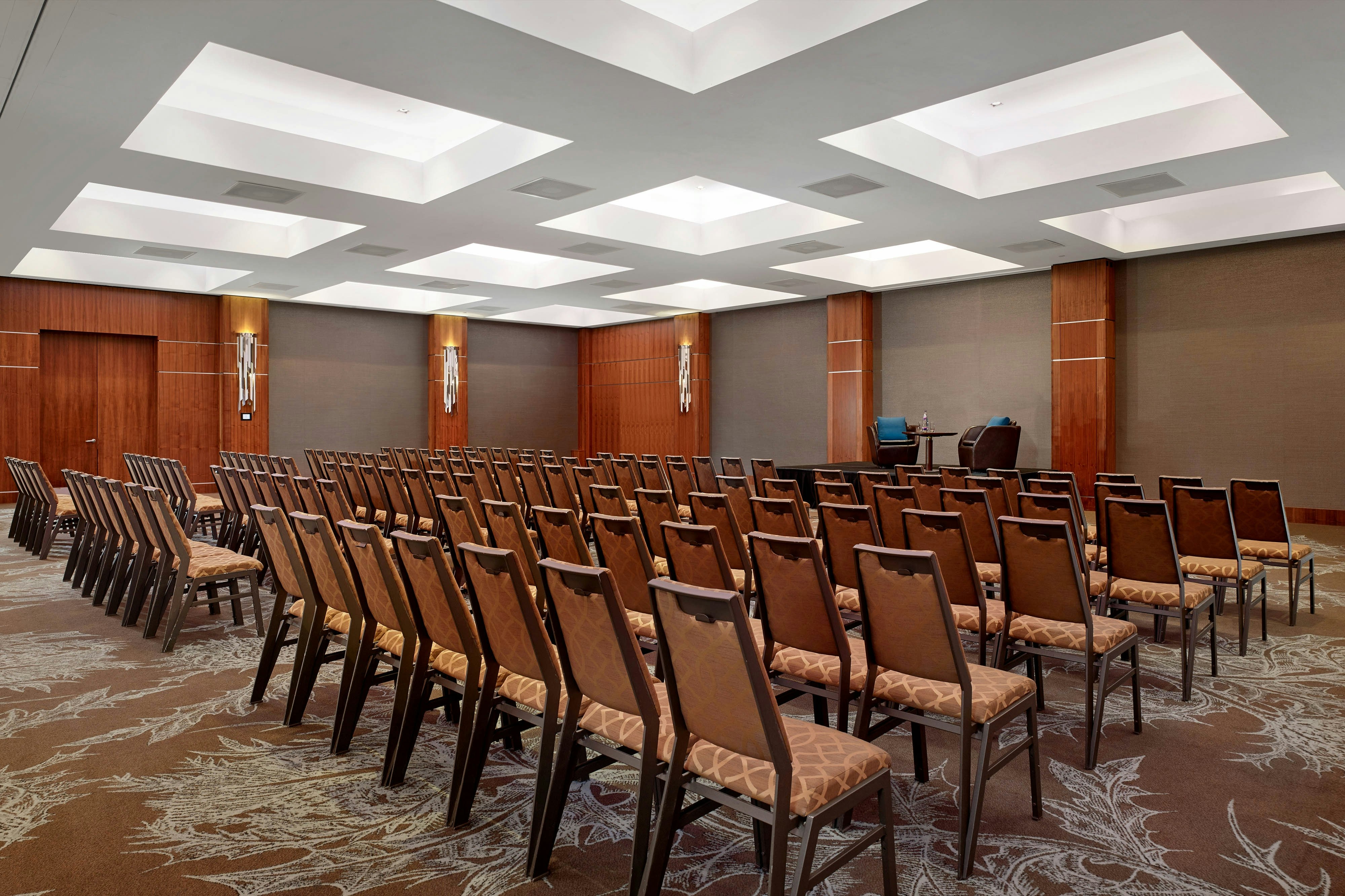 Sheraton Grand Hotel And Spa 67/75