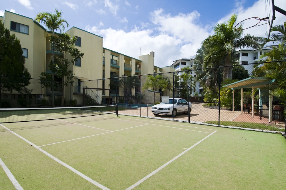 SHELLY BAY RESORT 20/50