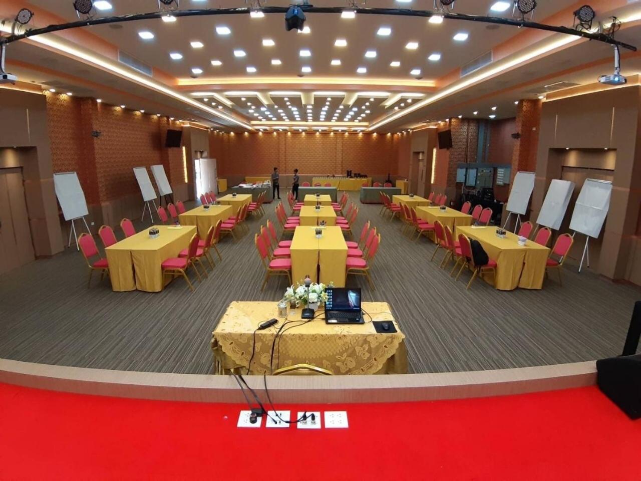Capital O 900 Pura Nakhon Hotel 40/47