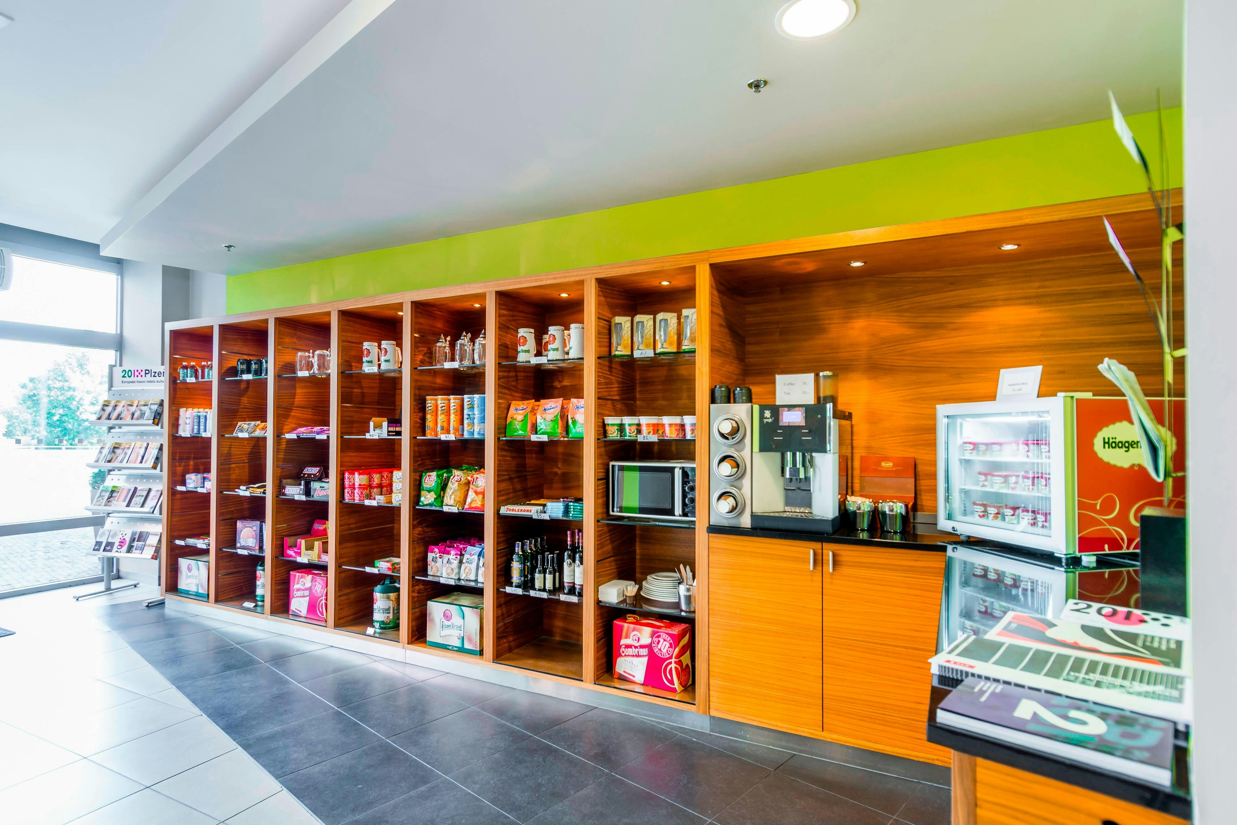 Lobby at Courtyard By Marriott Pilsen, PILSEN