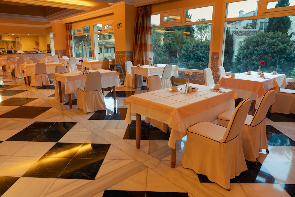 Senator Marbella Spa Hotel 57/76
