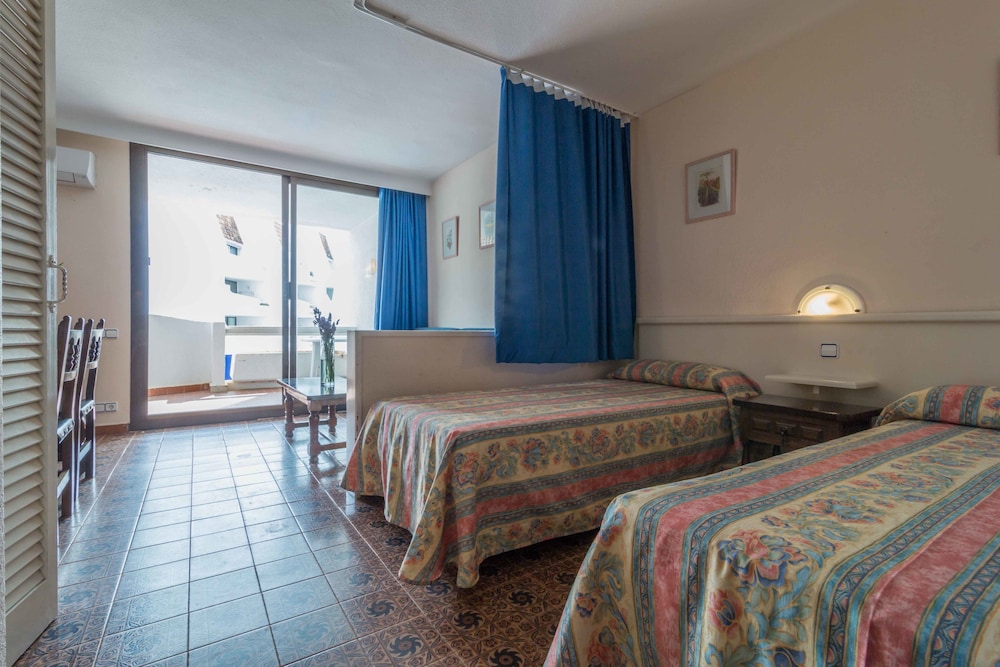 Apartamentos Eurhostal 3000 8/32