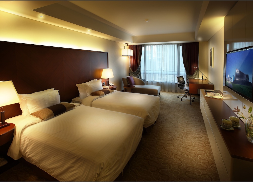 Koreana Hotel 23/64