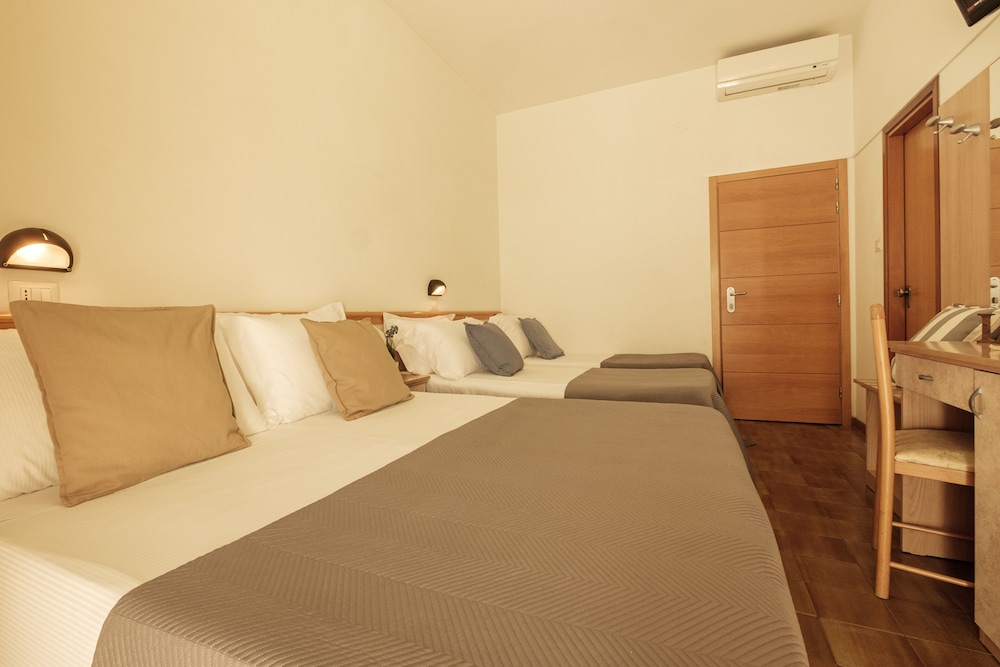 Hotel Oceanic 4/38