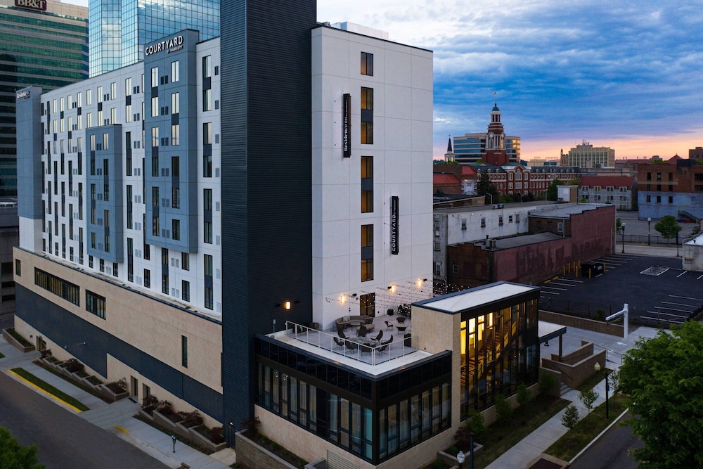 Courtyard By Marriott Knoxville Downtown 3/50