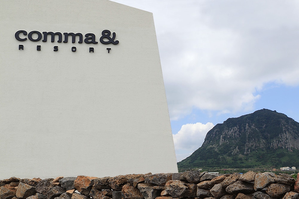 Comma Resort 39/41