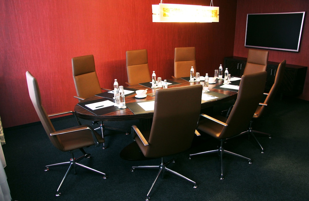 Lindner Hotel Bratislava, Part of Jdv by Hyatt 62/65