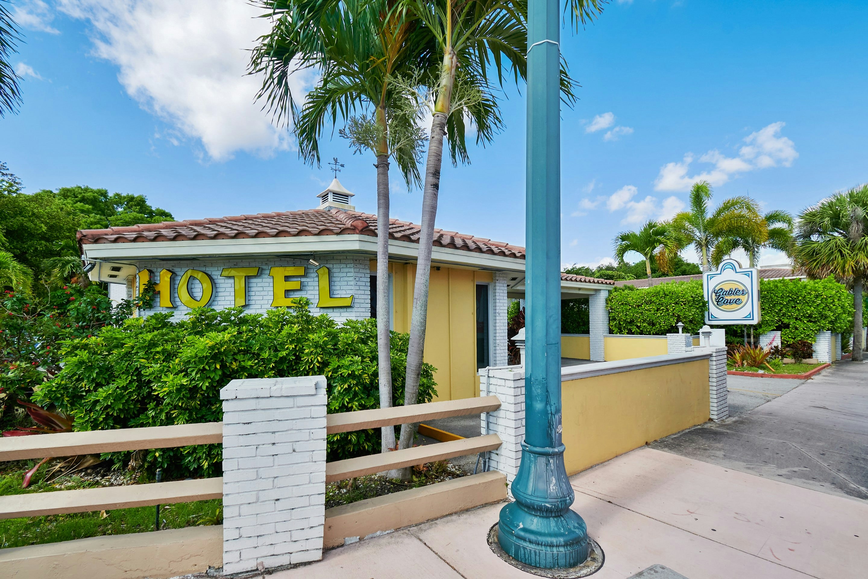 Hotel Coral Gables - Miami Airport 3/20