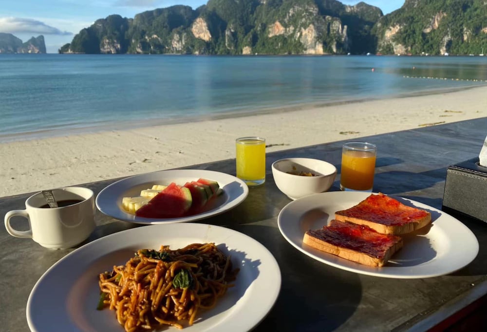 Urip Resort Phi Phi Island 26/50