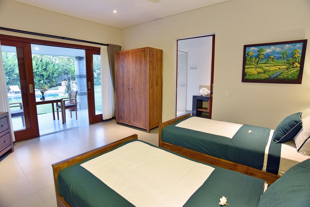 Villa Yenian 28/50