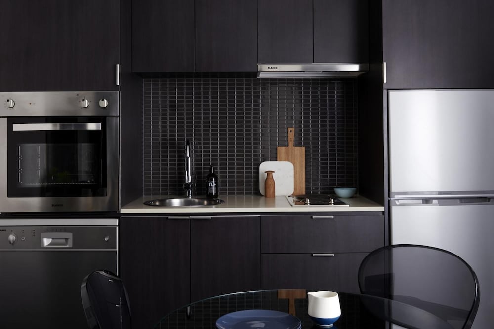 PUNTHILL SOUTH YARRA GRAND 6/61