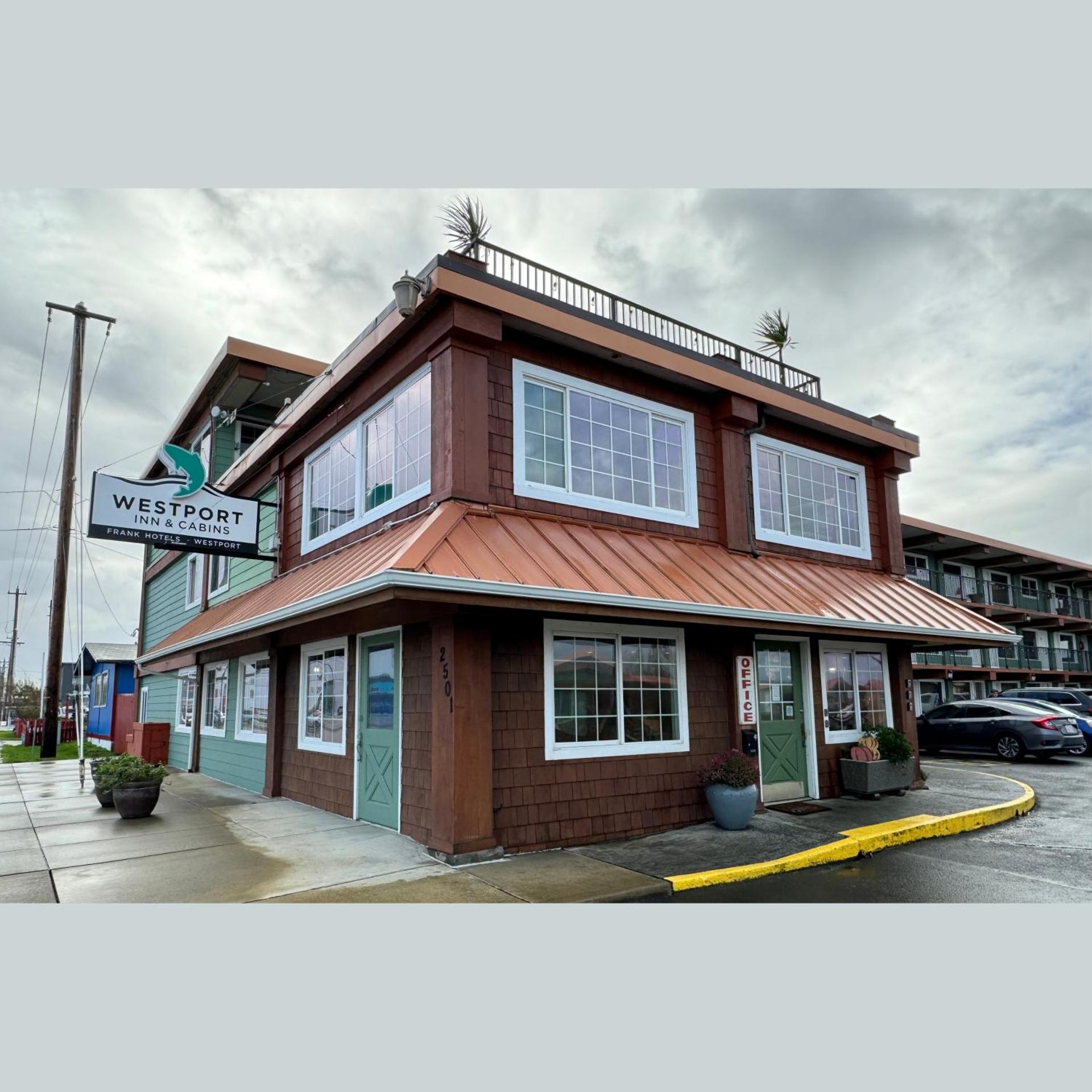 Westport Inn 3/50