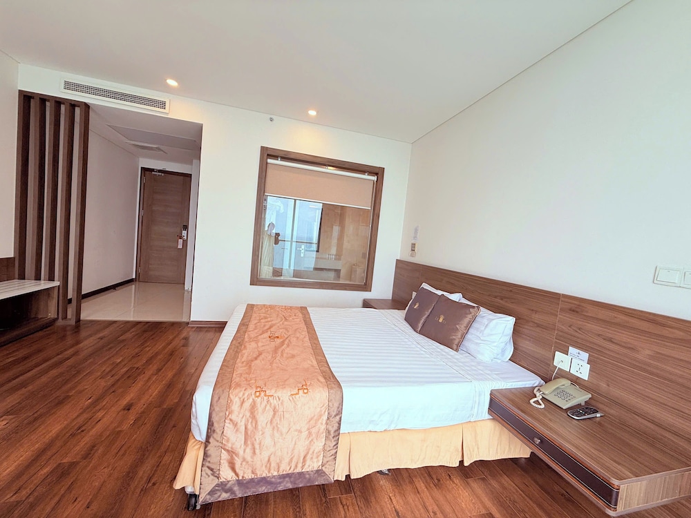 Lenid Nha Trang Hotel 17/66