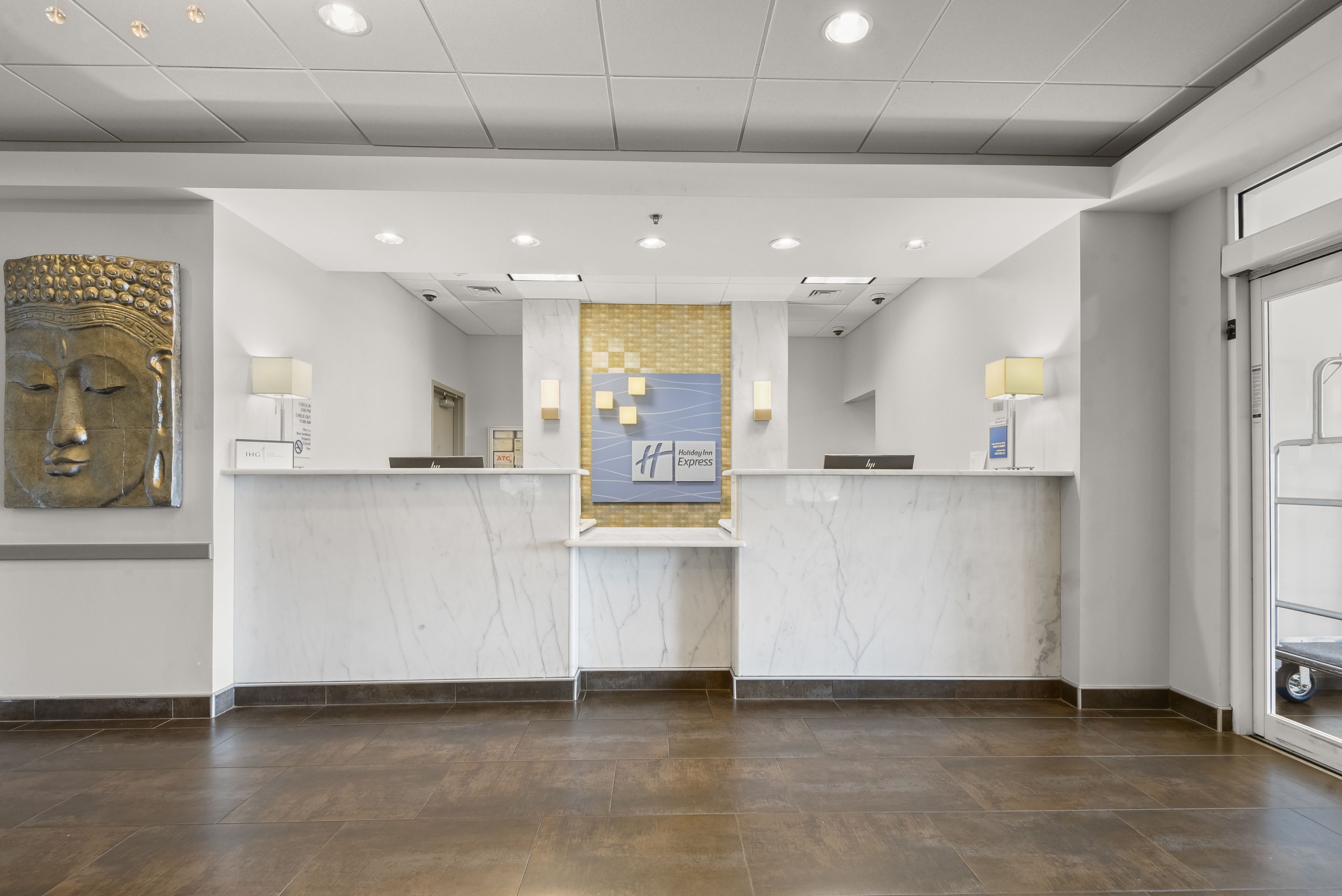 Holiday Inn Express Hotel And Suites Gonzales 11/71