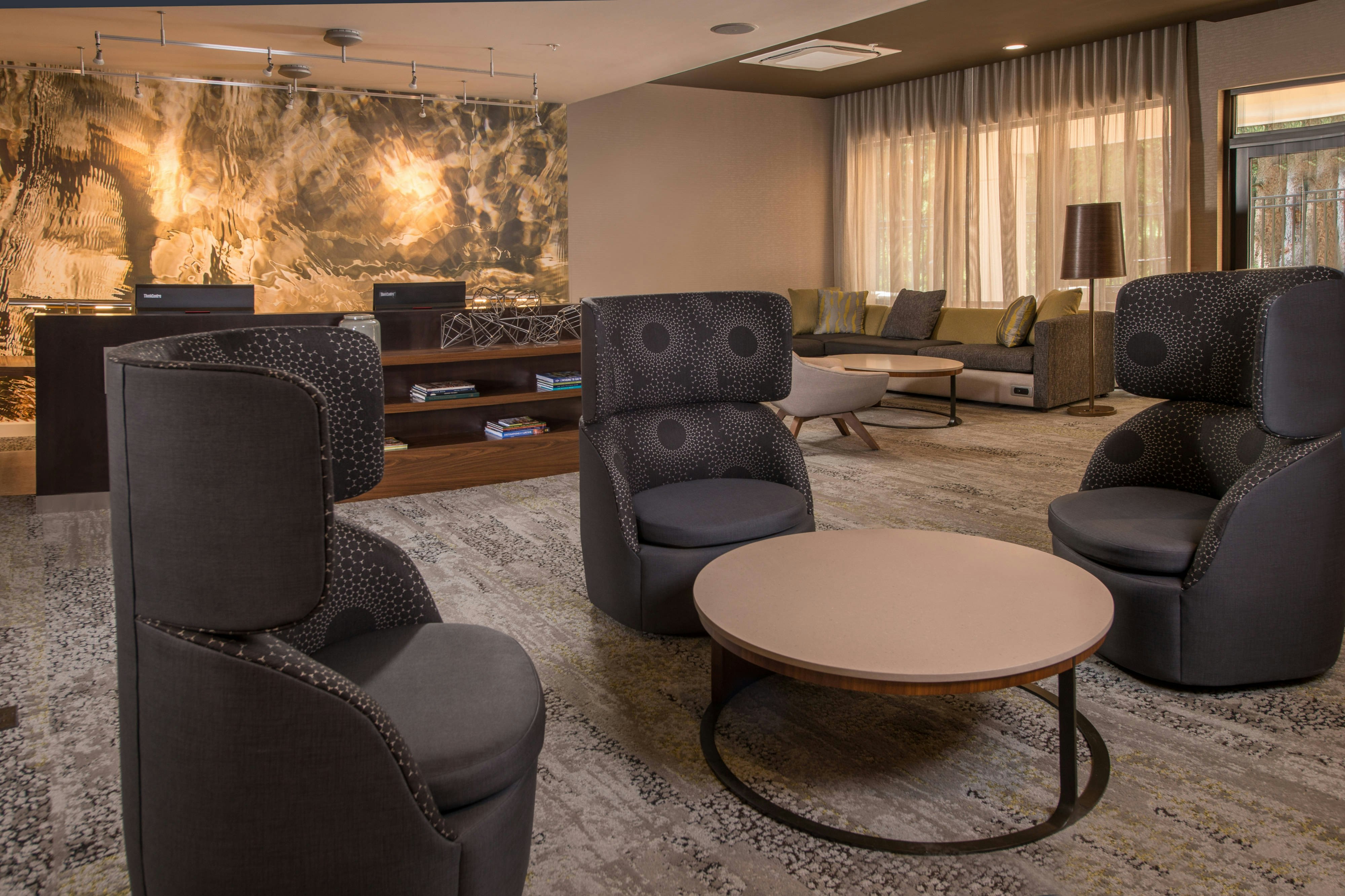 Courtyard By Marriott Hershey Chocolate Avenue 11/21