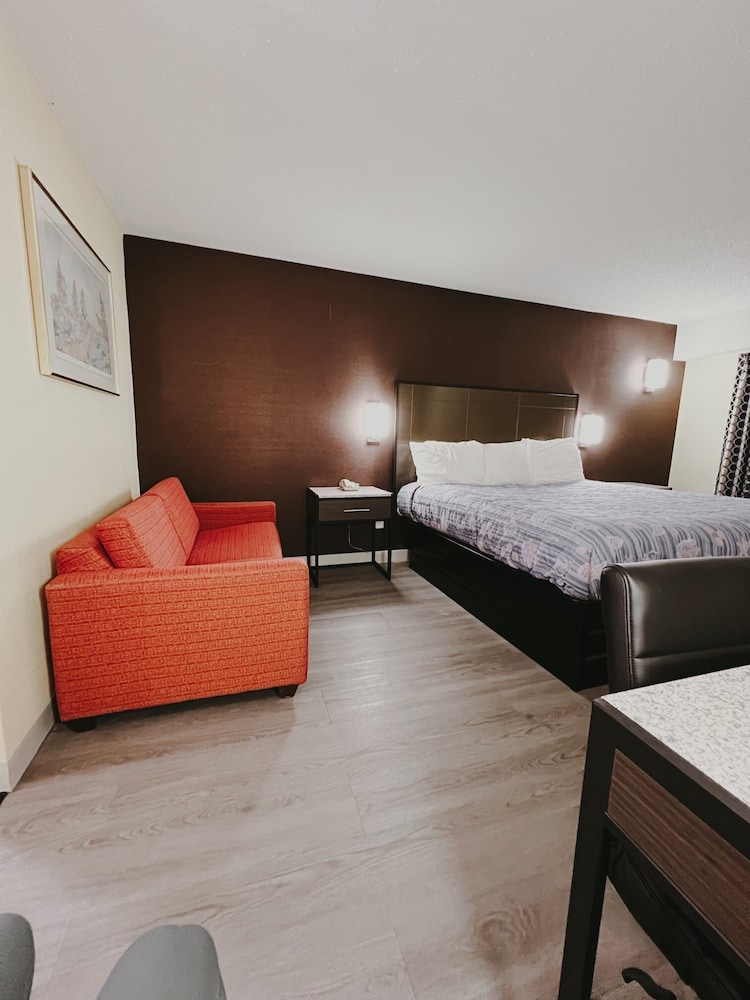 Travel Inn New Castle Airport 34/57