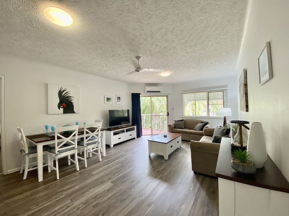 CAIRNS BEACH RESORT 22/49