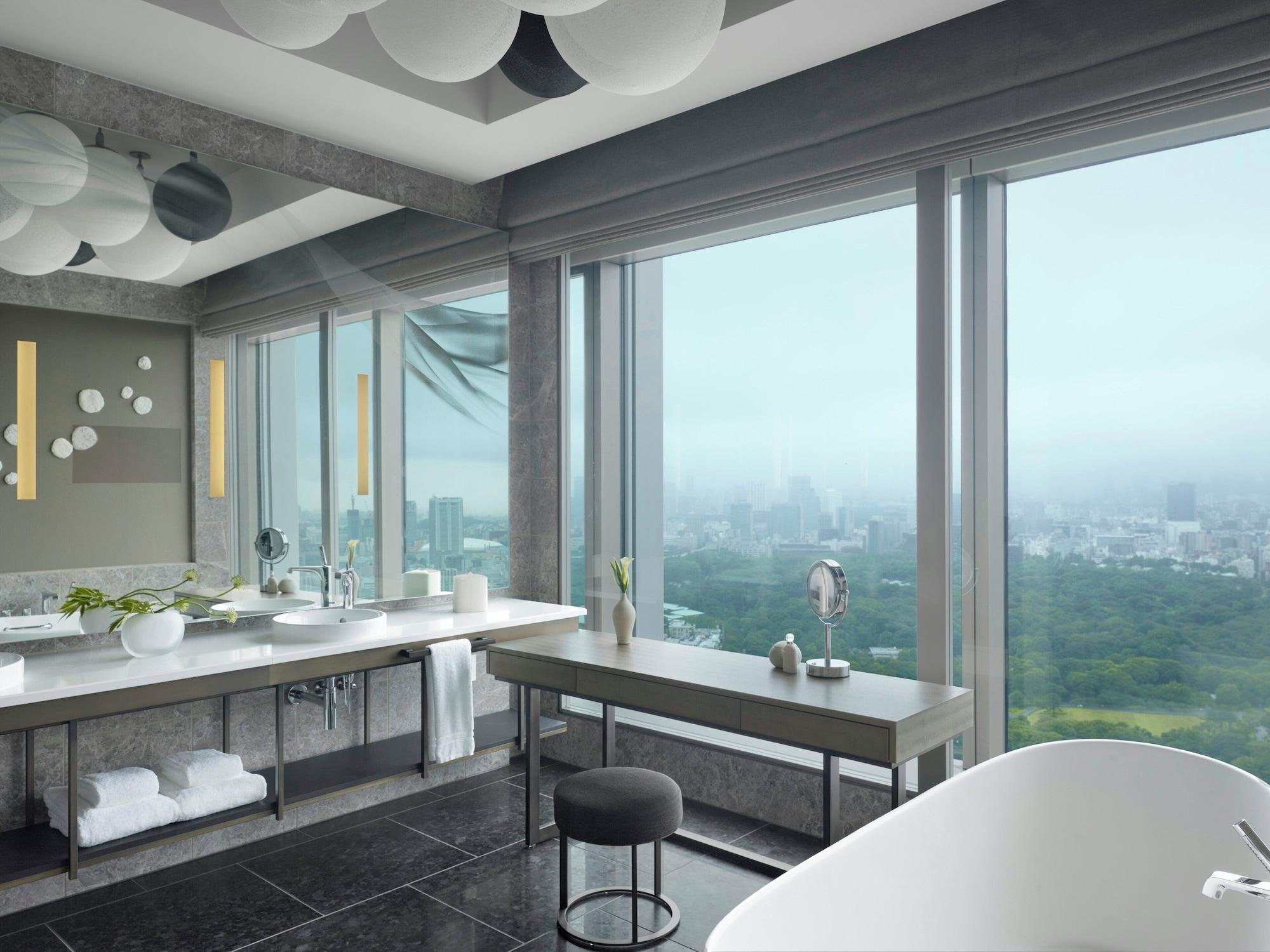 Imperial, Suite, Garden View