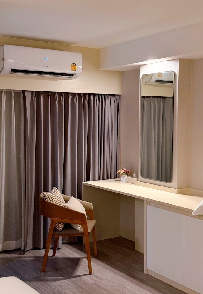 Miloft Suvarnabhumi Airport Hotel 43/50