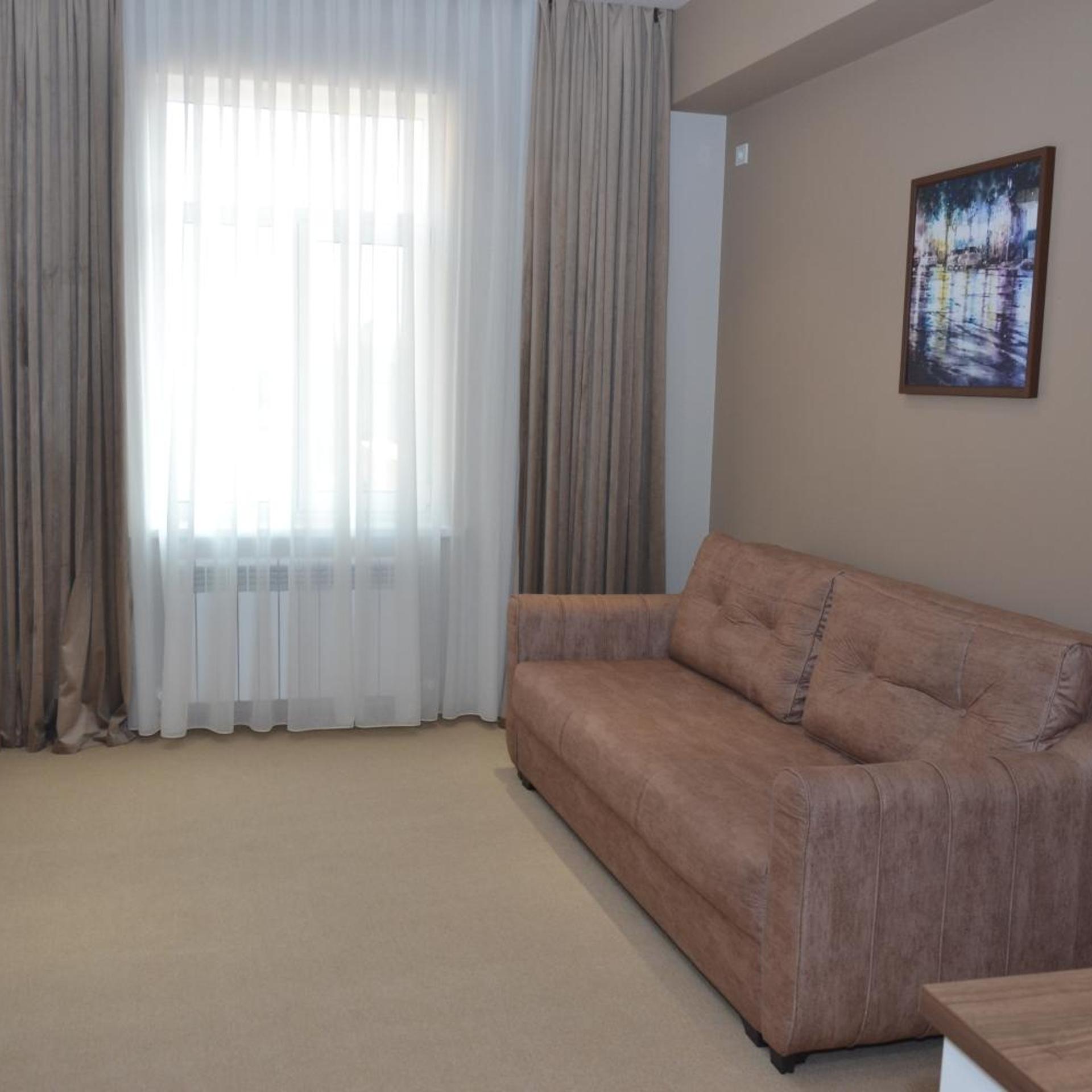 Pana Hotel 32/50