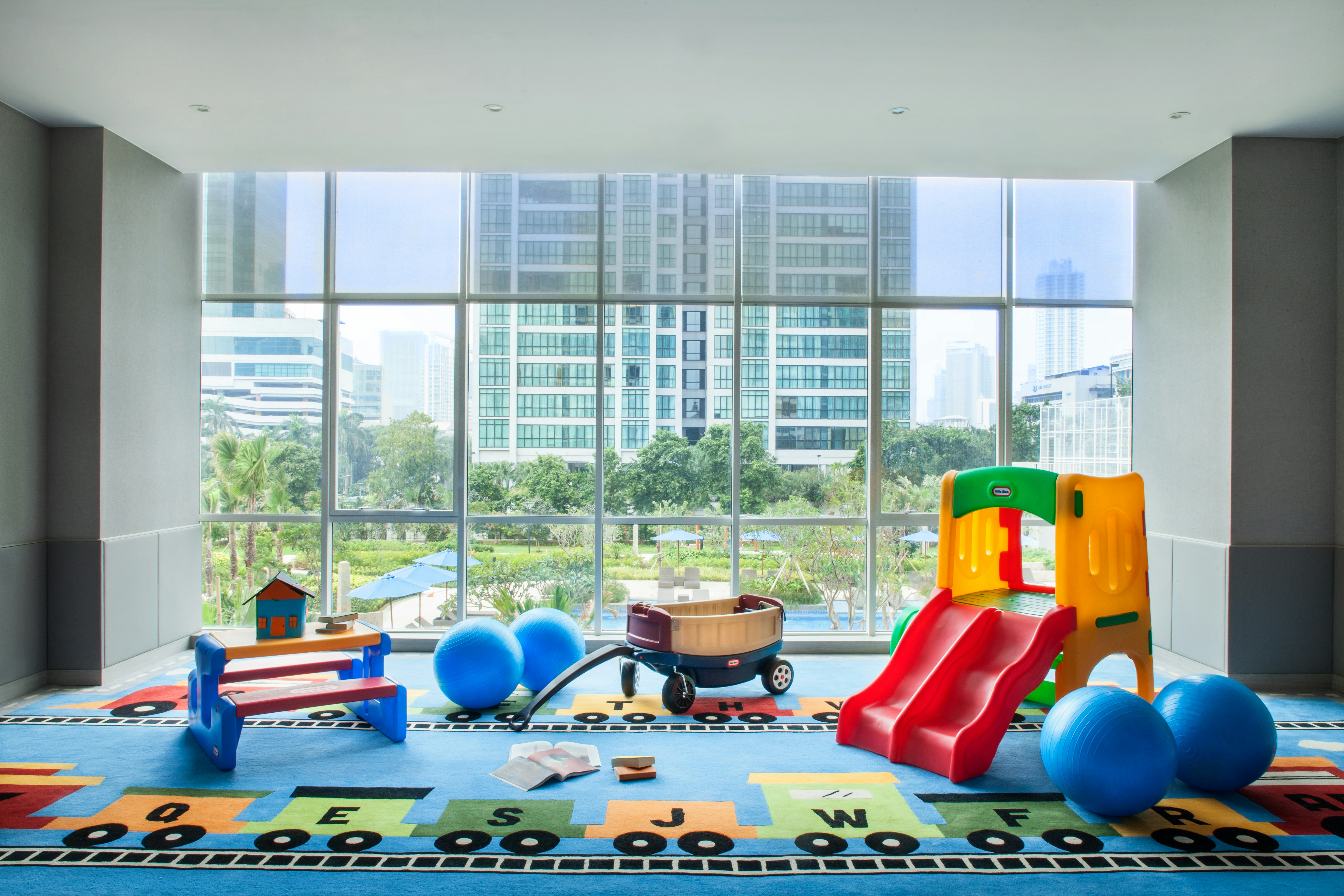 FRASER PLACE SETIABUDI JAKARTA 63/68
