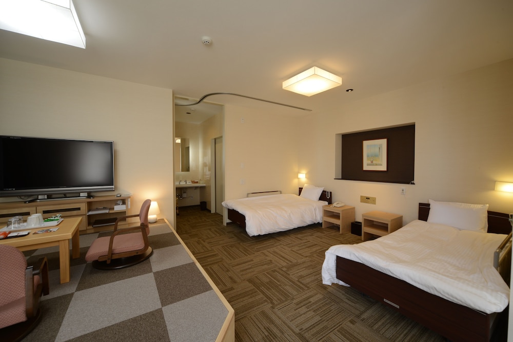 Kamenoi Hotel Chitamihama 11/72