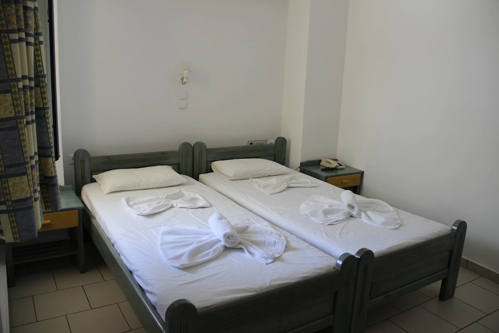 1 BEDROOM, FAMILY, APARTMENT