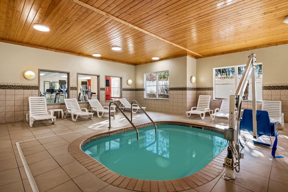 Country Inn Suites By Radisson Red Wing Mn 32/59