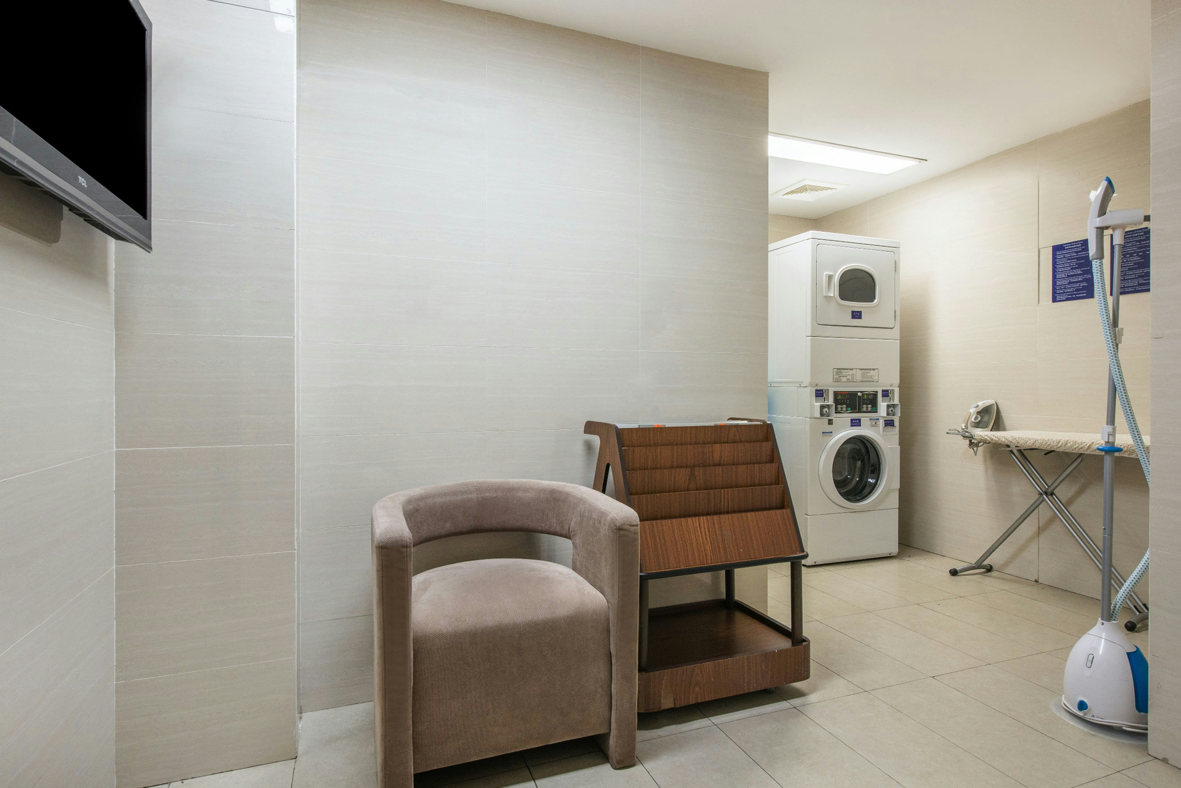 HOLIDAY INN EXPRESS SHENYANG GOLDEN CORRIDOR 34/49