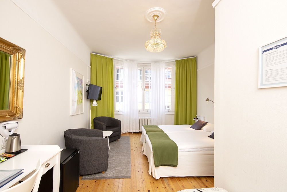 Hotel Emma 13/39
