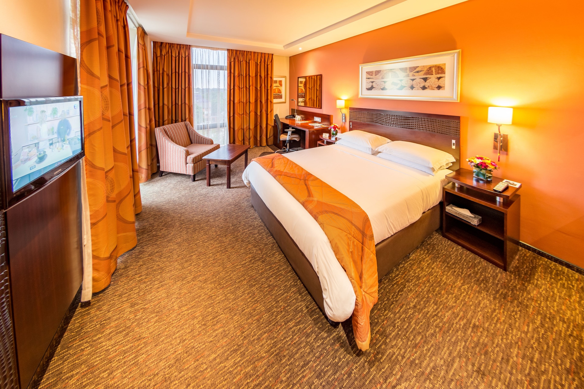 ROOM, DOUBLE BED