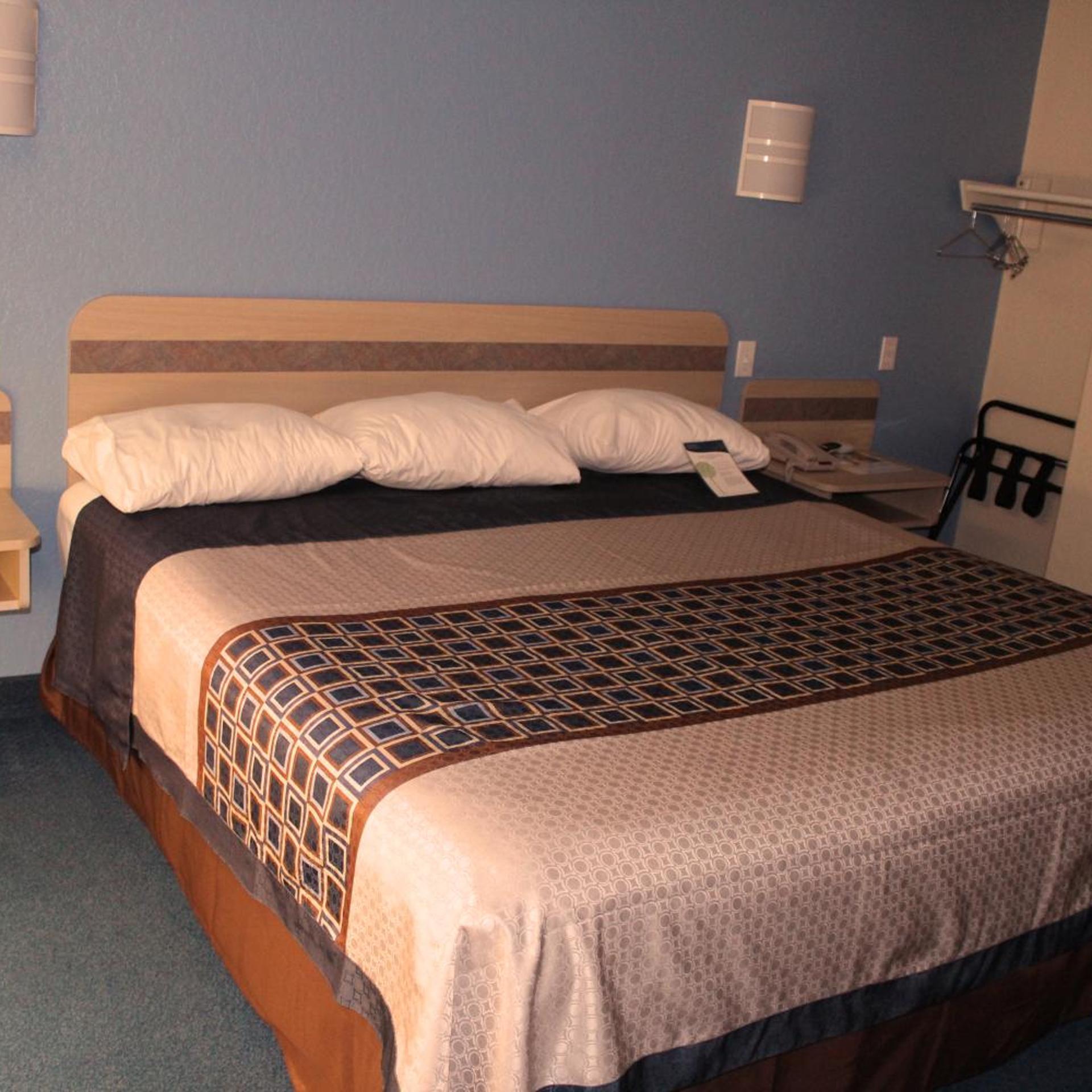 Wine Country Inn 18/26