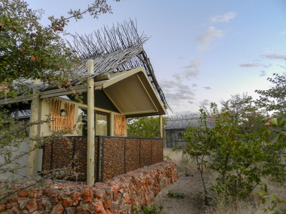 Etosha Village 2/42