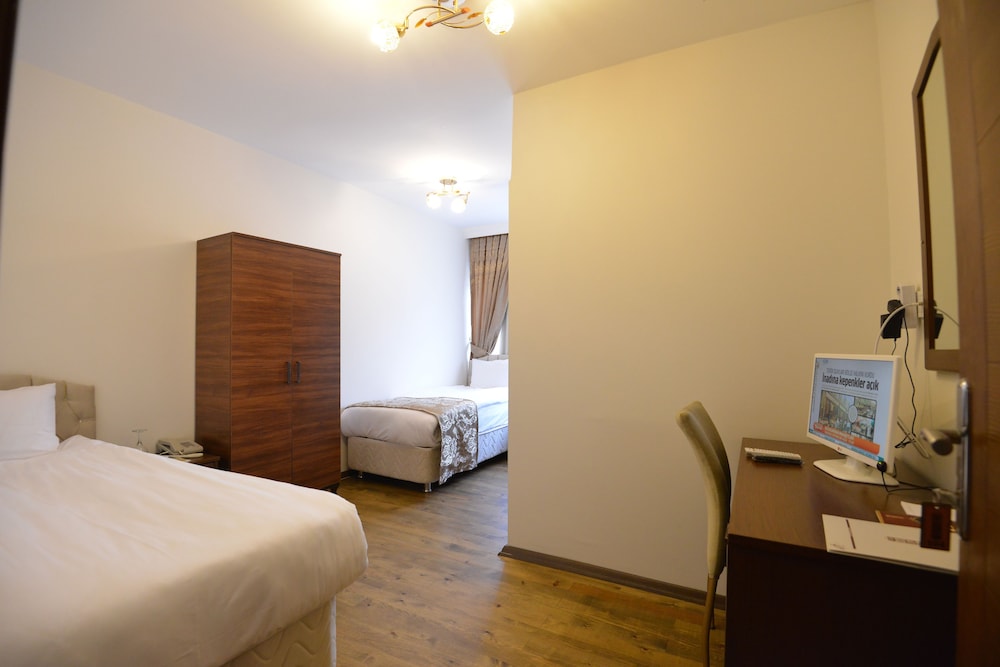 Hotel Ankatra 30/70