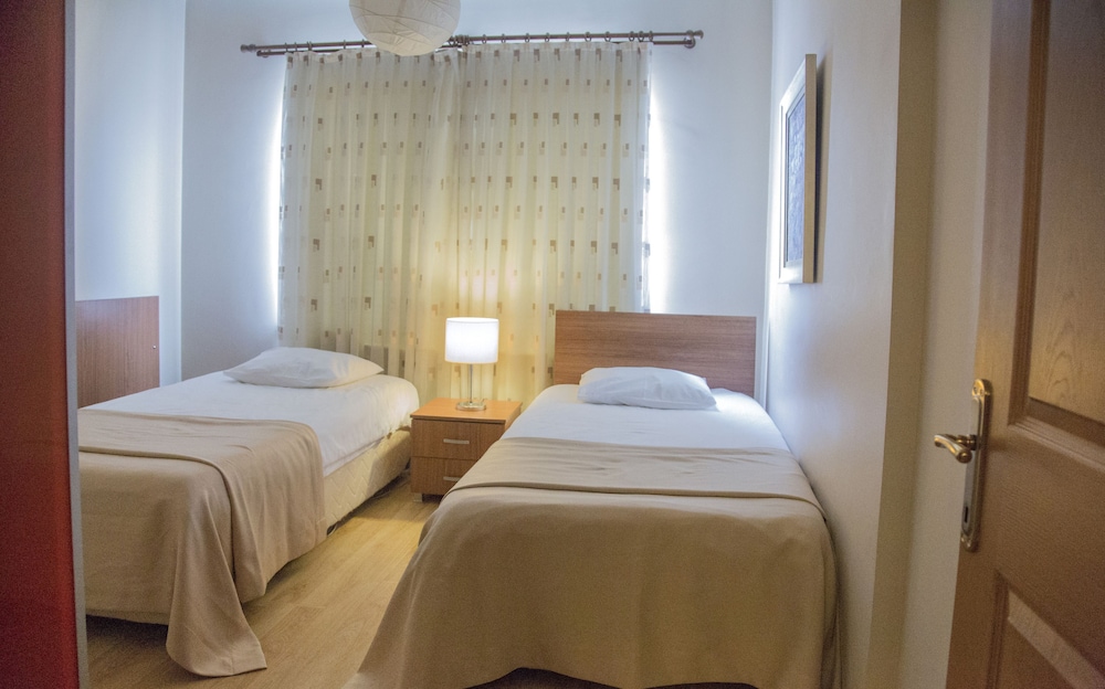 Airport Residence Kurtkoy 18/50