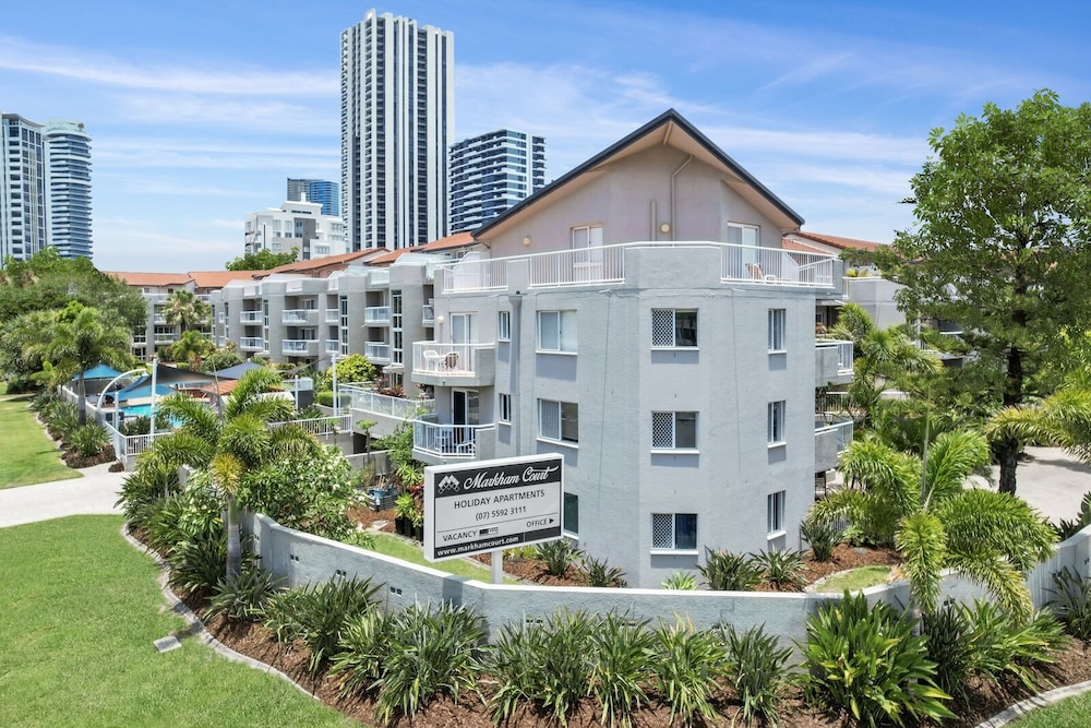 MARKHAM COURT 6/66