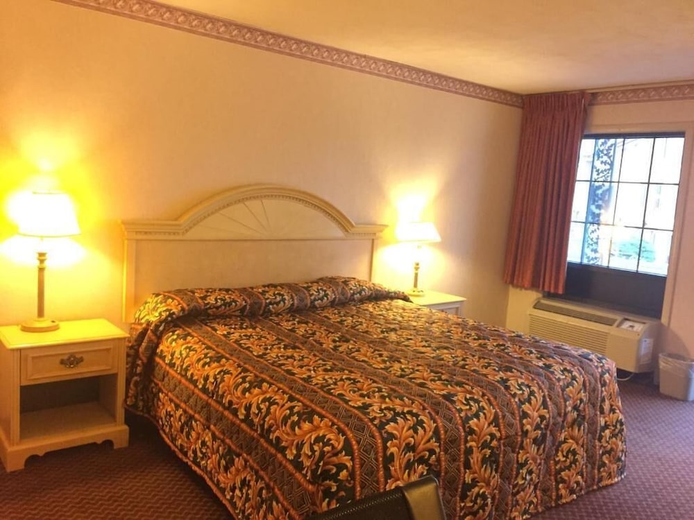 Budget Inn New Cumberland-Harrisburg-Hershey-York 14/39