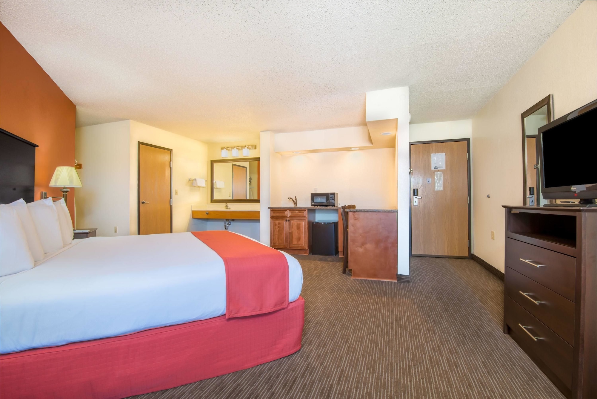 Superior, Studio, Suite, King Bed