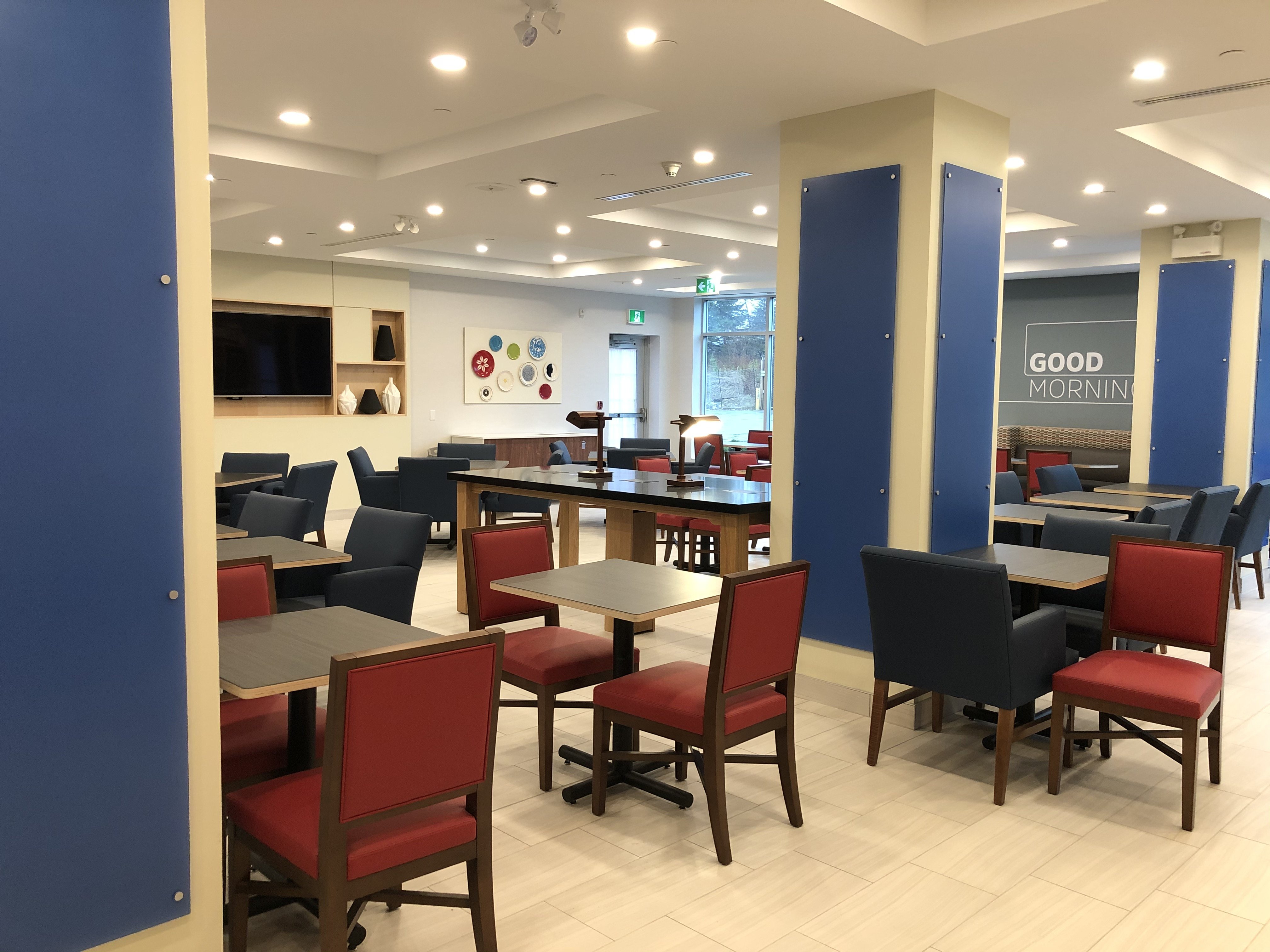Holiday Inn Express Halifax Airport 52/65