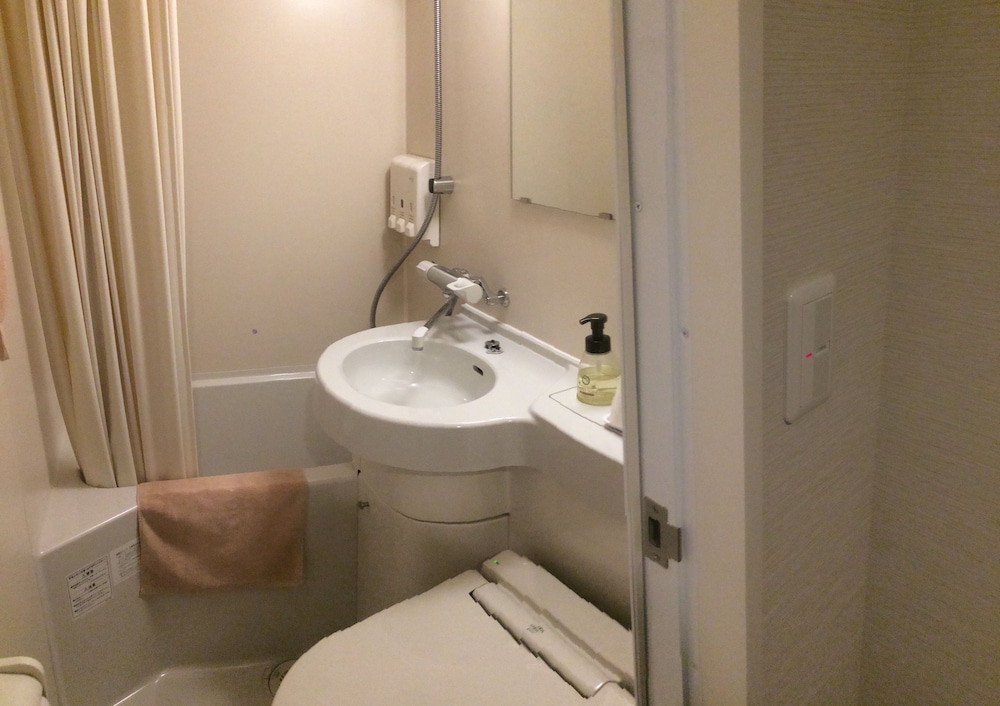 Business Hotel Kosanagi 48/50