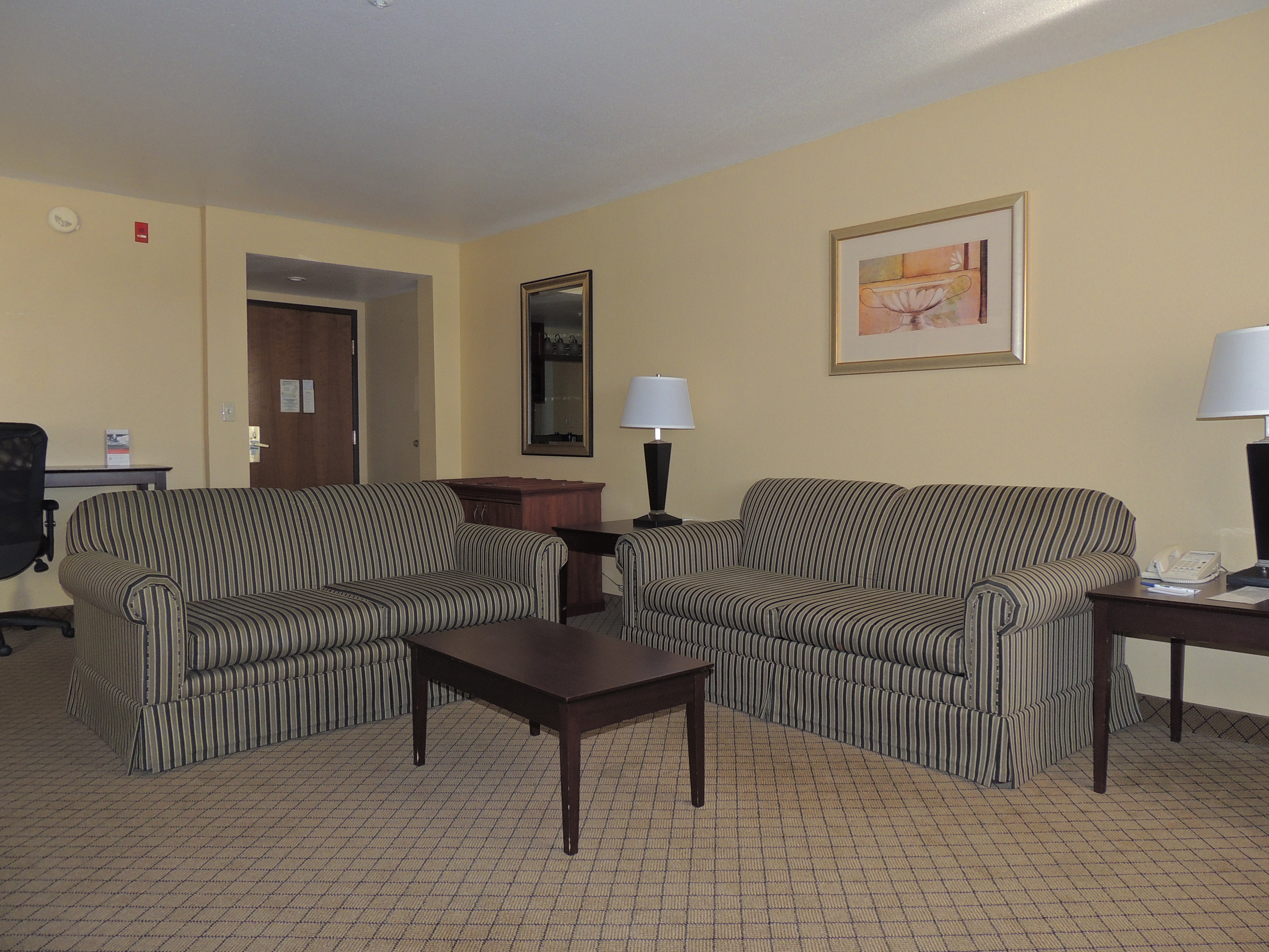 Holiday Inn Express Fallon 47/81