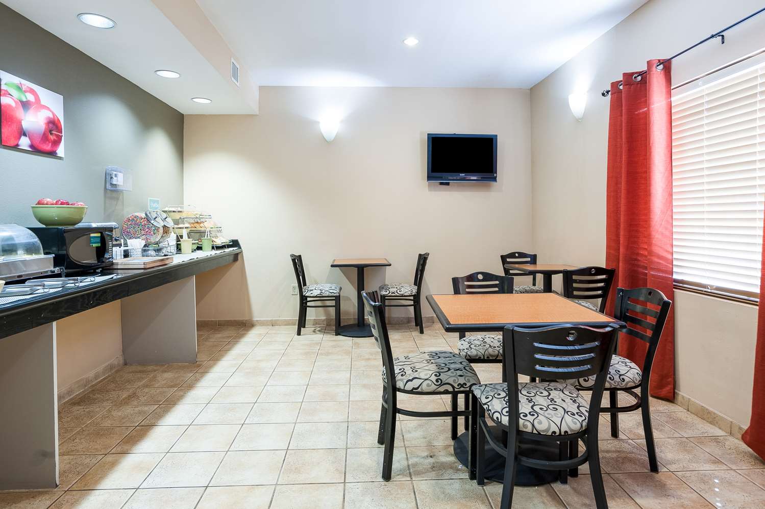 Quality Inn & Suites Lake Charles South 13/18